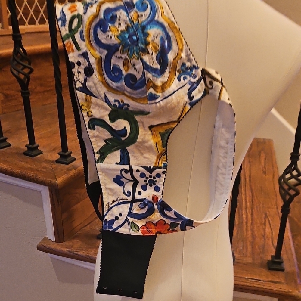 Dolce & GabbanaMajolica Multicolor Patterned Crop Top - Picture 4 of 14